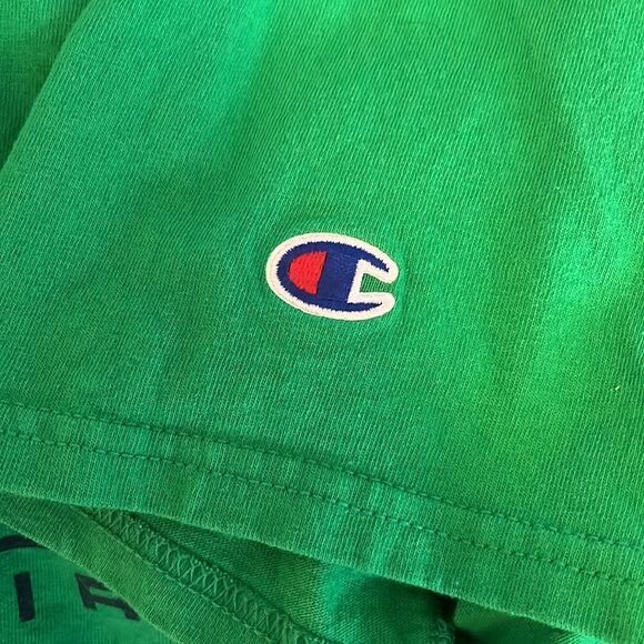 🎄Champion Notre Dame TShirt  - Picture 5 of 5